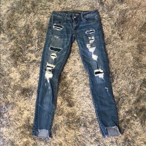 American Eagle Outfitters ripped jeans
